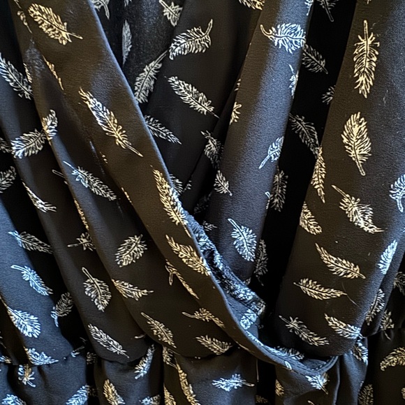 Eclipse dress small - Picture 4 of 6